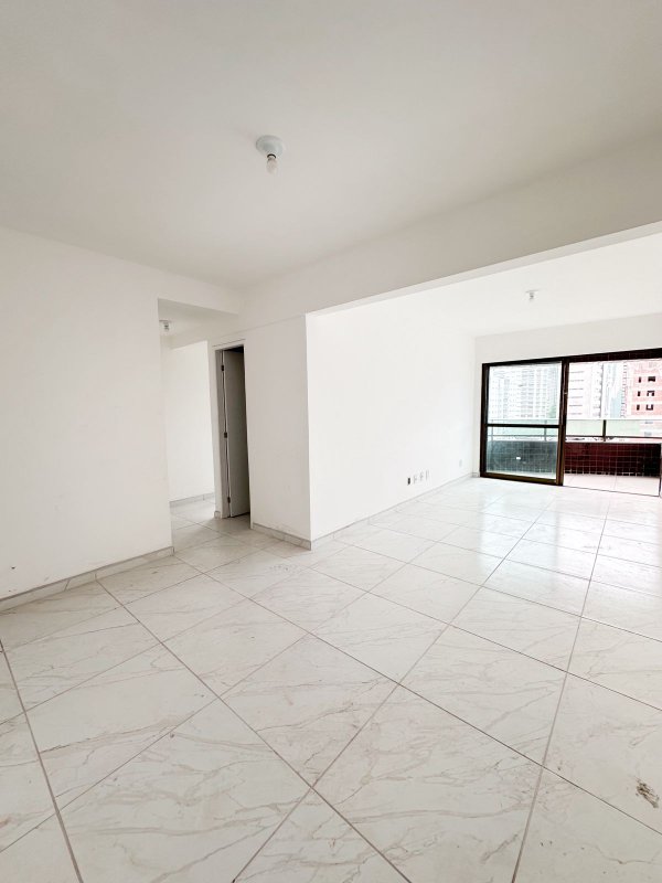 Apartamento para alugar com 3 quartos sendo 2 suítes, 94,30m² A partir de: R$ 3.501,00 Avenida Fernando Simões Barbosa Recife - 