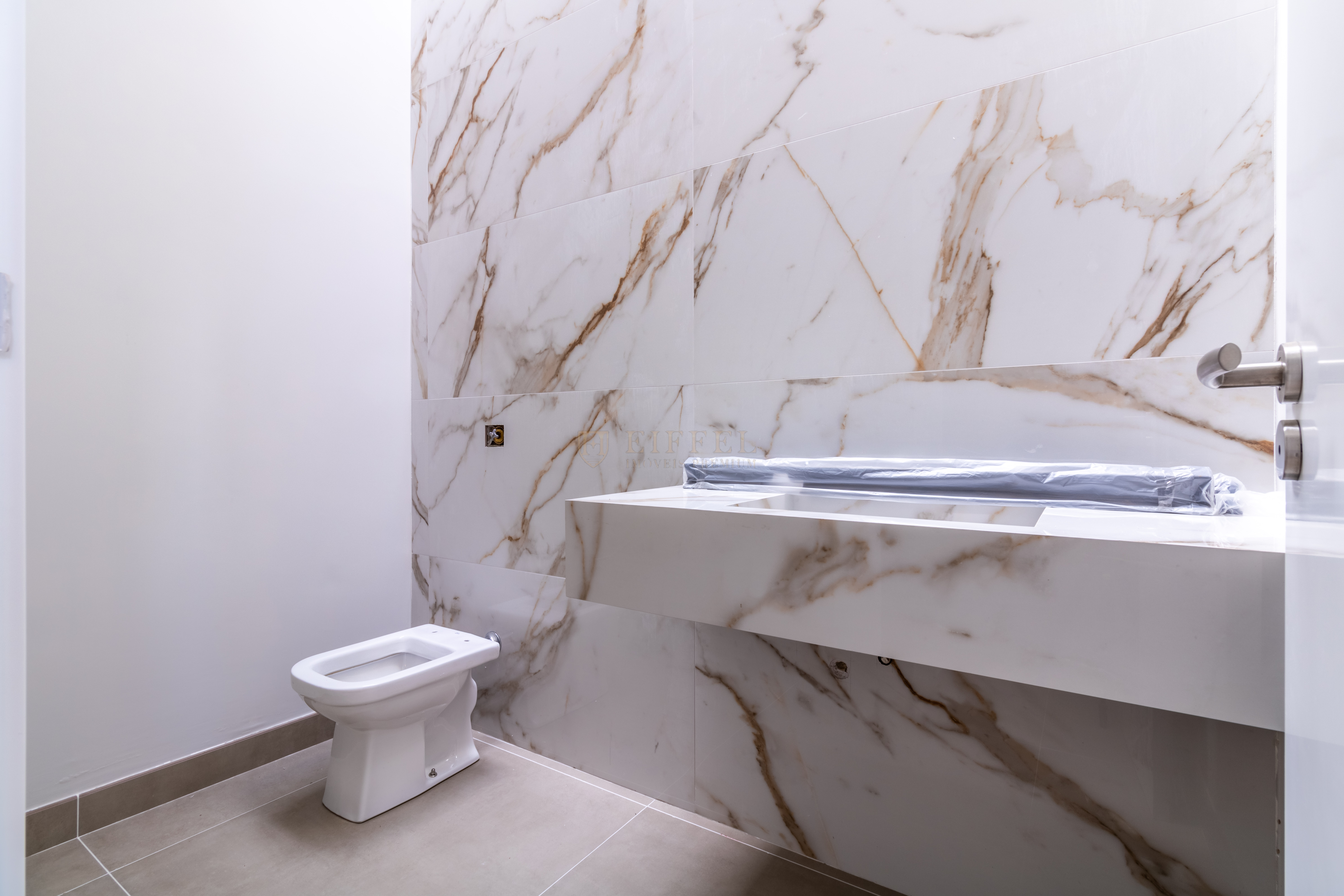 Casa com 3 dormit&oacute;rios &agrave; venda, 220 m&sup2; - Alphaville Nova Esplanada III- Votorantim SP Alameda Nova Zelândia Votorantim - 