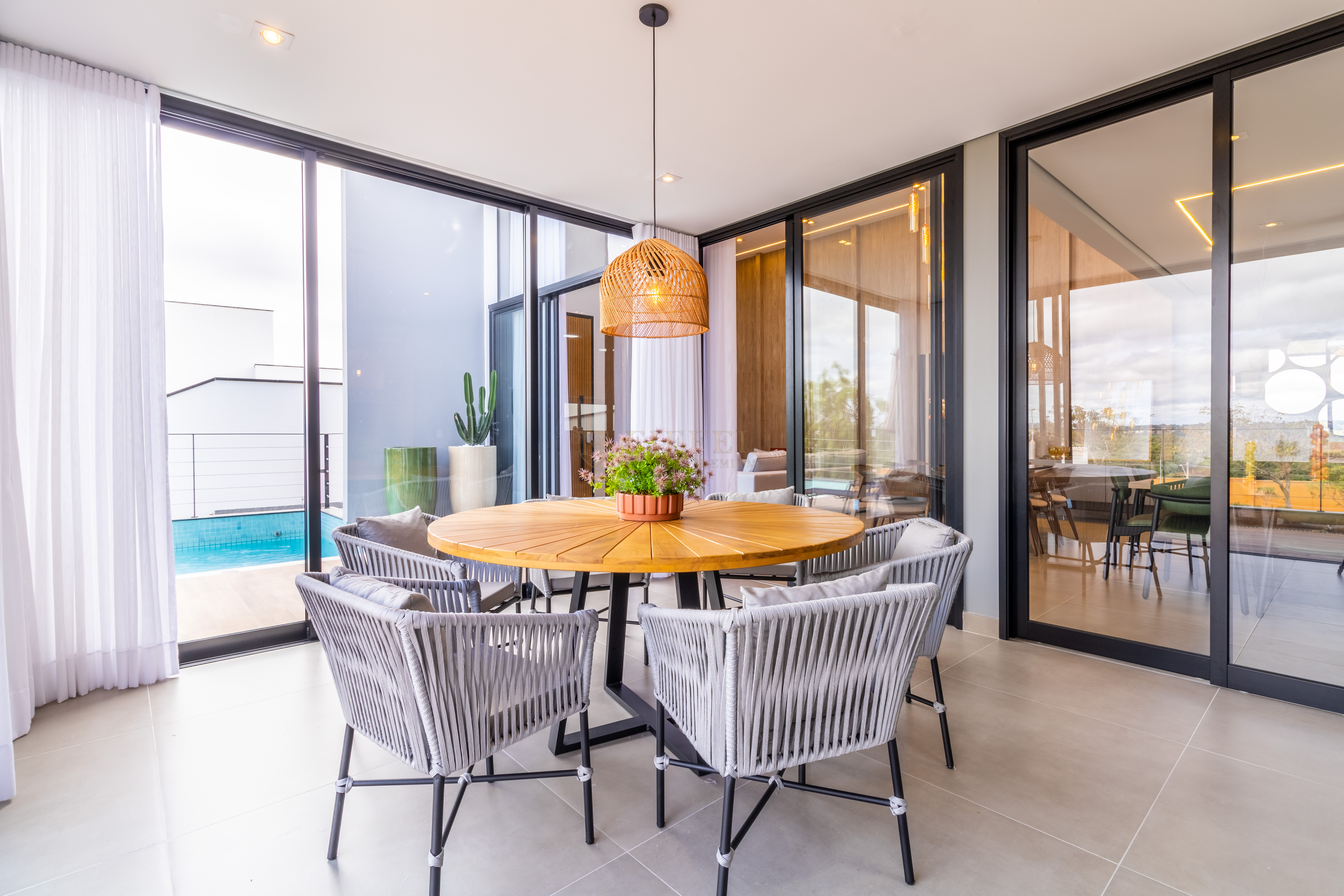 Casa com 3 dormit&oacute;rios &agrave; venda, 220 m&sup2; - Alphaville Nova Esplanada III- Votorantim SP Alameda Nova Zelândia Votorantim - 