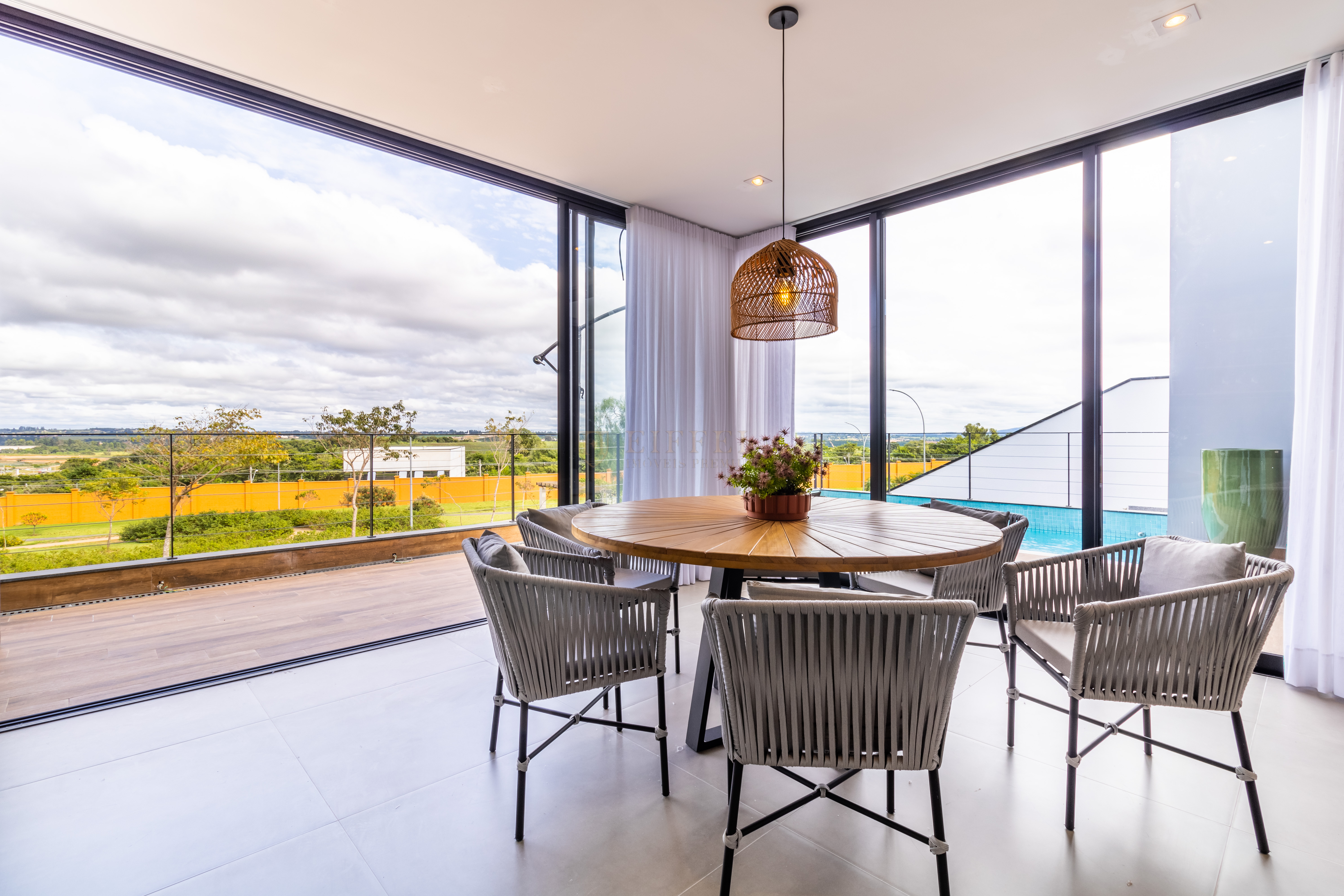 Casa com 3 dormit&oacute;rios &agrave; venda, 220 m&sup2; - Alphaville Nova Esplanada III- Votorantim SP Alameda Nova Zelândia Votorantim - 