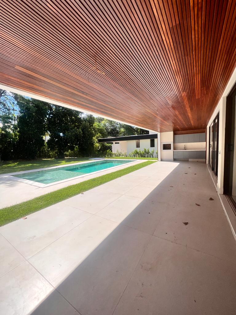 Casa com 4 dormit&oacute;rios &agrave; venda, 450 m&sup2; - Condom&iacute;nio Lago Azul Golfe Clube - Ara&ccedil;oiaba SP Rodovia Raposo Tavares, Km 113,5  Araçoiaba da Serra - 