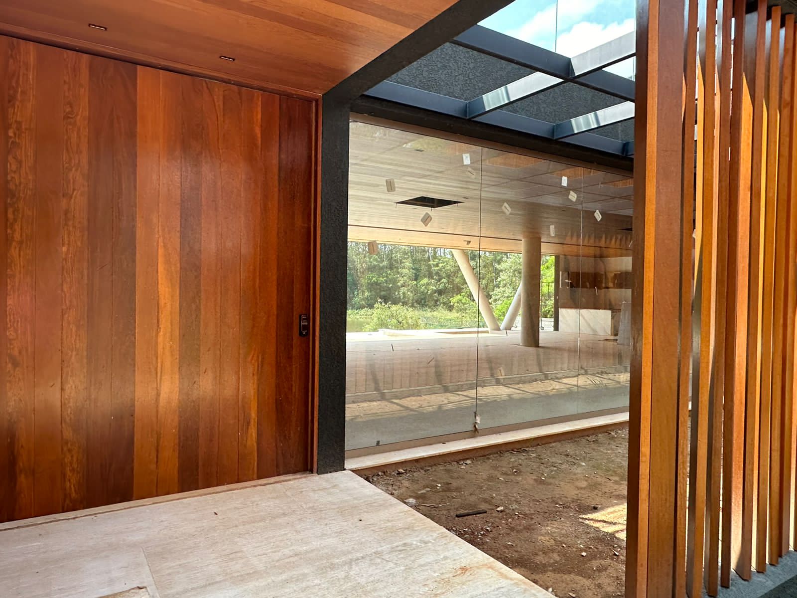 Casa com 5 dormit&oacute;rios &agrave; venda, 700 m&sup2; -Condom&iacute;nio  Lago Azul Golfe Clube - Ara&ccedil;oiaba/SP Rodovia Raposo Tavares  Araçoiaba da Serra - 