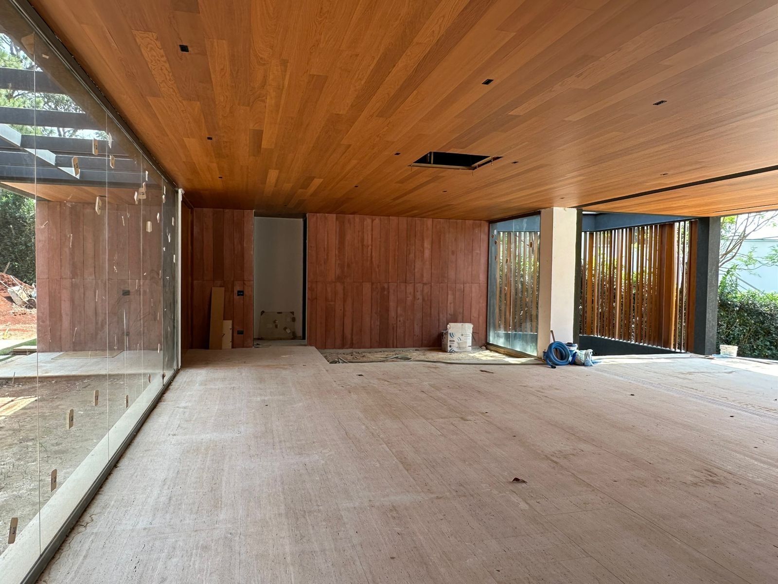 Casa com 5 dormit&oacute;rios &agrave; venda, 700 m&sup2; -Condom&iacute;nio  Lago Azul Golfe Clube - Ara&ccedil;oiaba/SP Rodovia Raposo Tavares  Araçoiaba da Serra - 