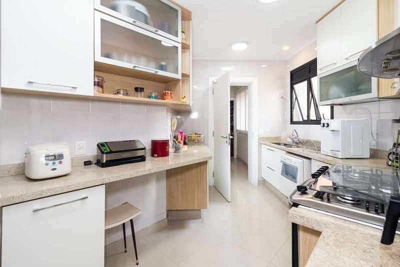 Apartamento de Luxo em Moema com 4 dormitórios 357m² dos Anapurus São Paulo - 