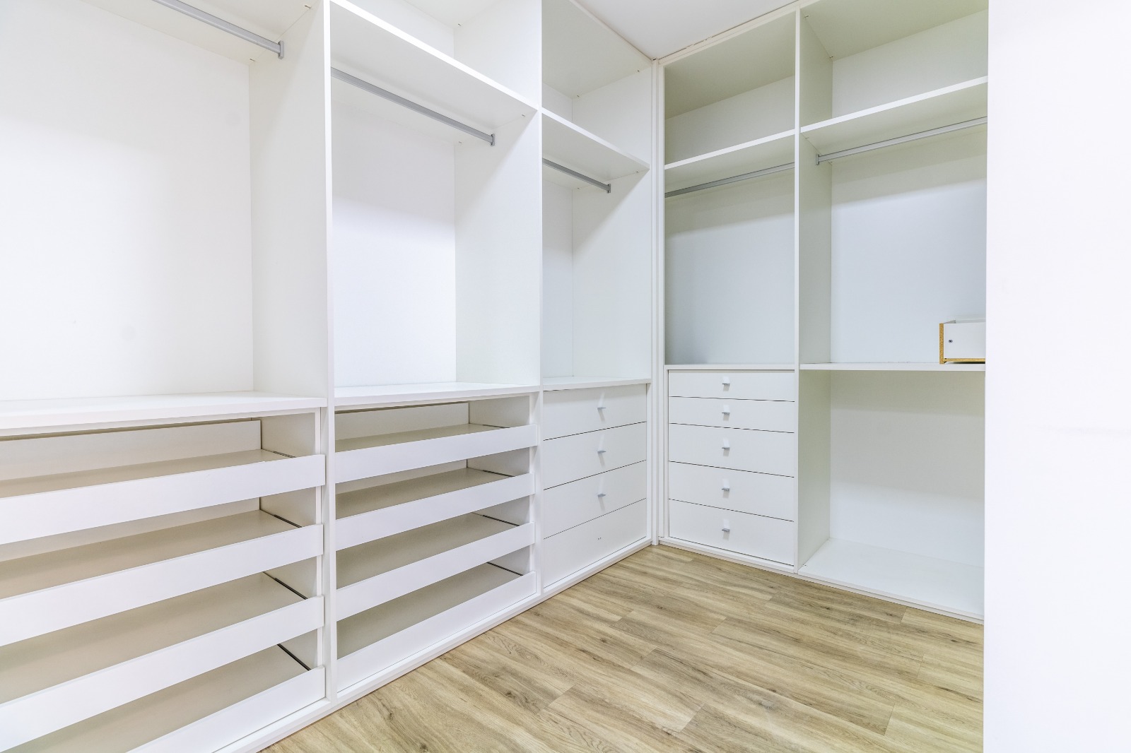 Casa com 4 dormit&oacute;rios &agrave; venda, 360 m&sup2; - Alphaville Nova Esplanada I - Votorantim SP Alameda Nova Zelândia Votorantim - 