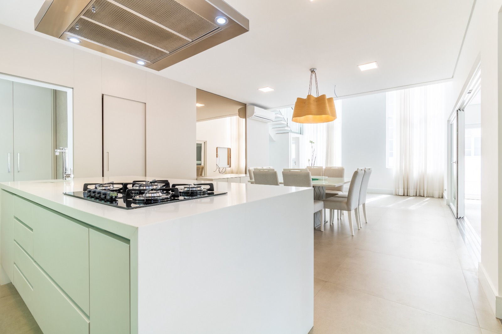 Casa com 4 dormit&oacute;rios &agrave; venda, 360 m&sup2; - Alphaville Nova Esplanada I - Votorantim SP Alameda Nova Zelândia Votorantim - 