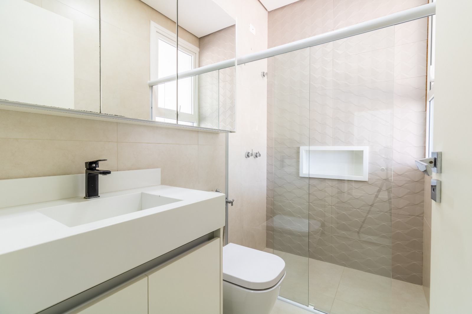 Casa com 4 dormit&oacute;rios &agrave; venda, 360 m&sup2; - Alphaville Nova Esplanada I - Votorantim SP Alameda Nova Zelândia Votorantim - 