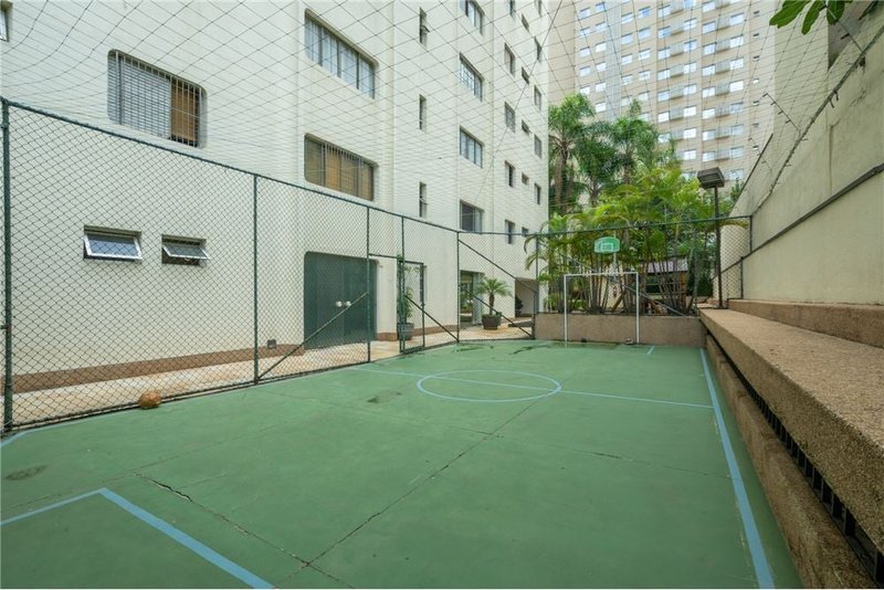 Apartamento na Vila Olimpia com 3 dormitórios 93m² Santa Justina, São Paulo - 