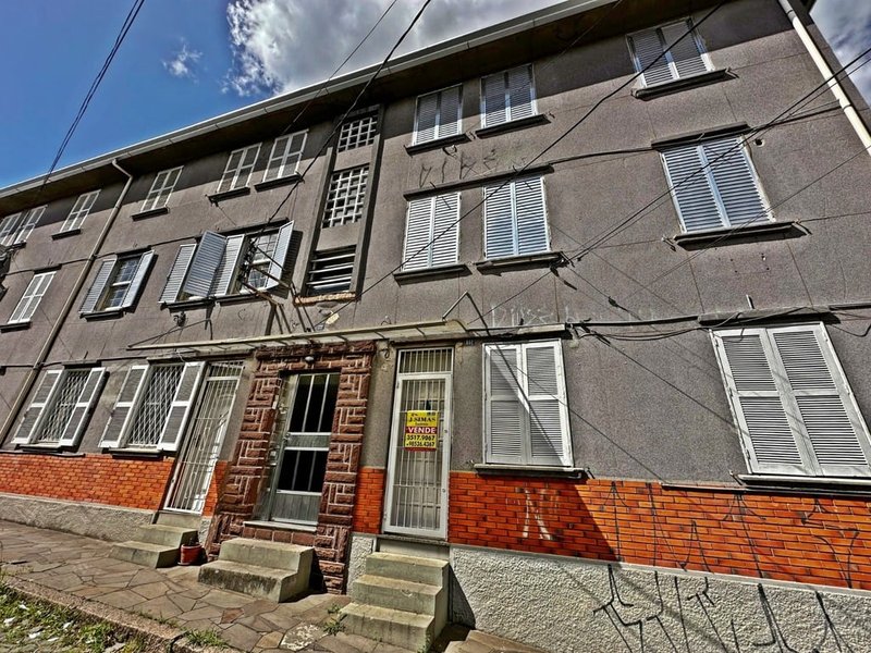 Apartamento térreo á 3 min do Av Assis Brasil Brasiliano Índio de Moraes Porto Alegre - 