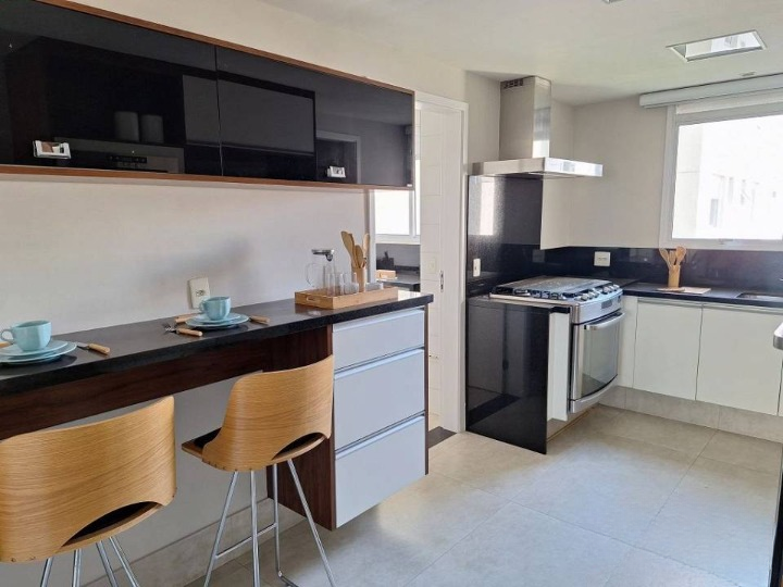 Apartamento com 190 m², 3 suítes, 3 vagas no Alto da Lapa Rua Mário Whately São Paulo - 