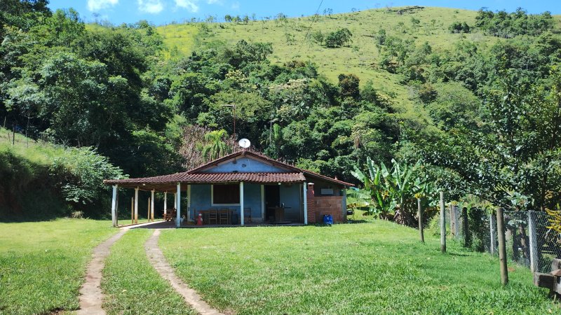 Sítio 5.6 hectares em São José dos Campos, São Paulo - São José dos Campos - 
