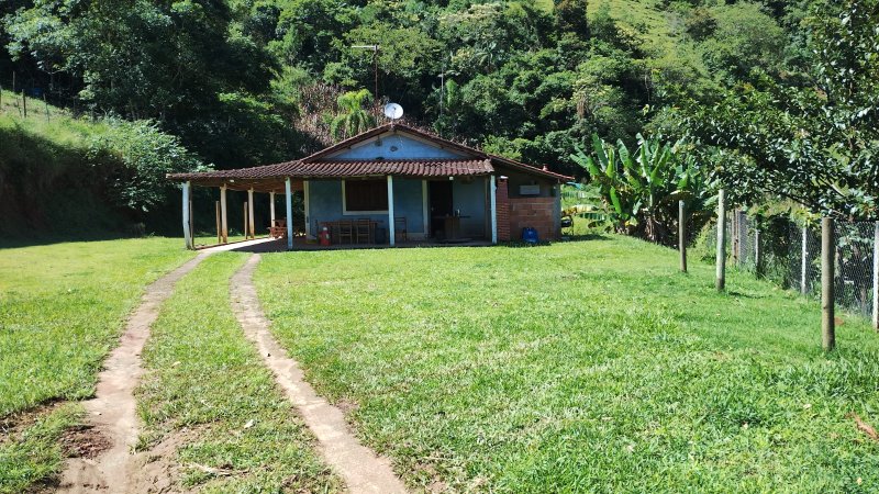 Sítio 5.6 hectares em São José dos Campos, São Paulo - São José dos Campos - 