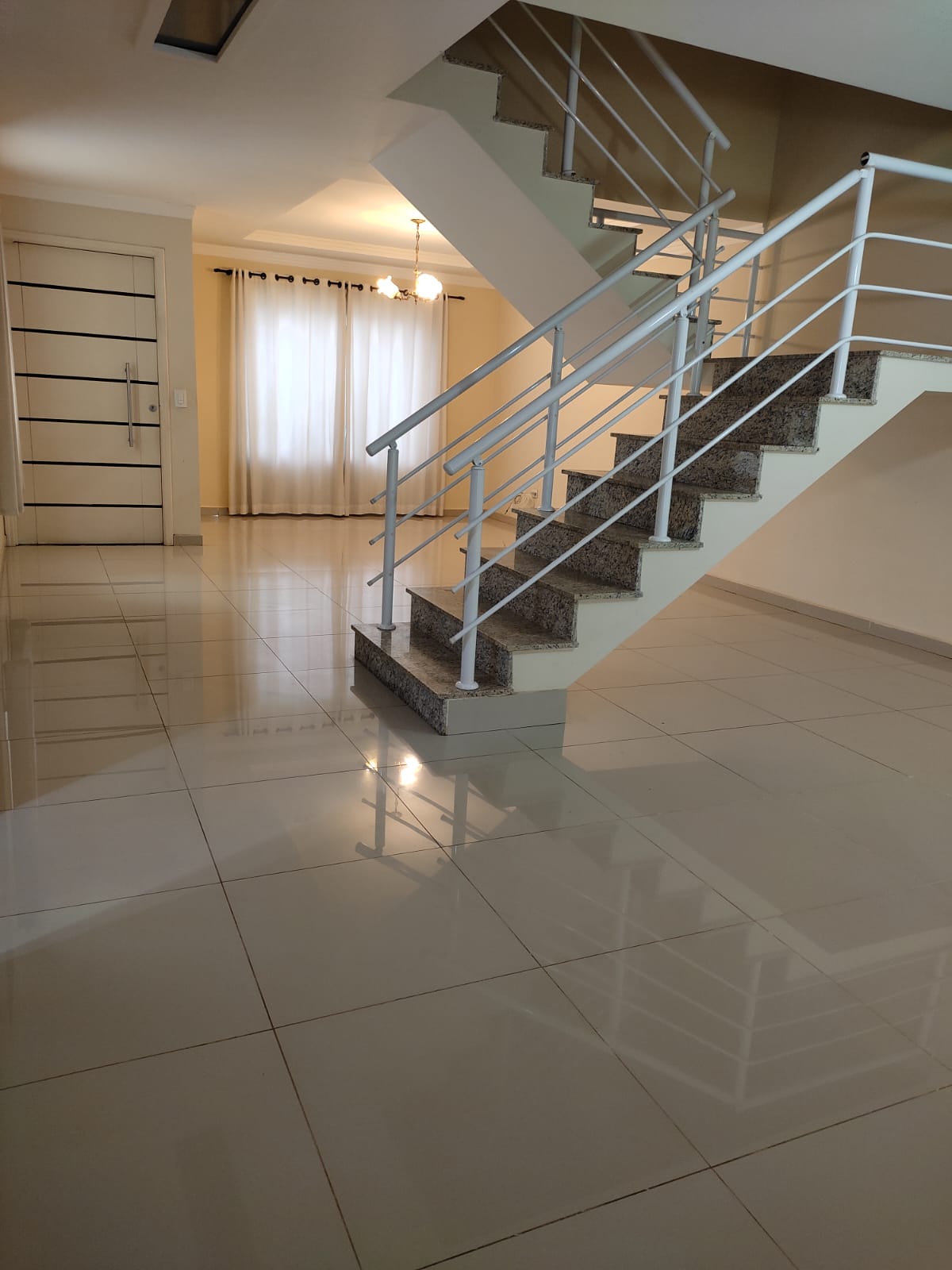 Casa com 3 dormit&oacute;rios &agrave; venda,347 m&sup2; -Condom&iacute;nio Lago da Serra -Ara&ccedil;oiaba da Serra-SP Alameda Bromélias  Araçoiaba da Serra - 