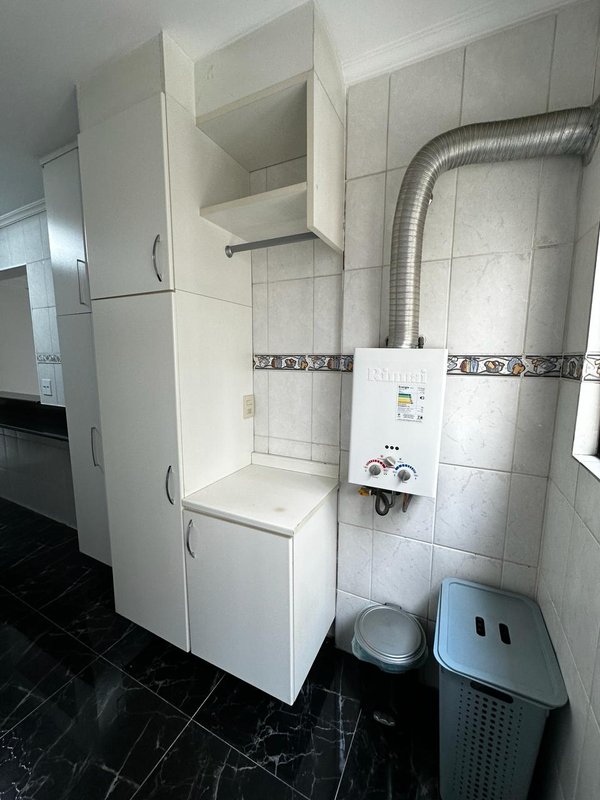 Apartamento à venda com 03 dormitórios, 02 banheiros sendo 01 suíte e 01 vaga de garagem Rua Vergueiro São Paulo - 