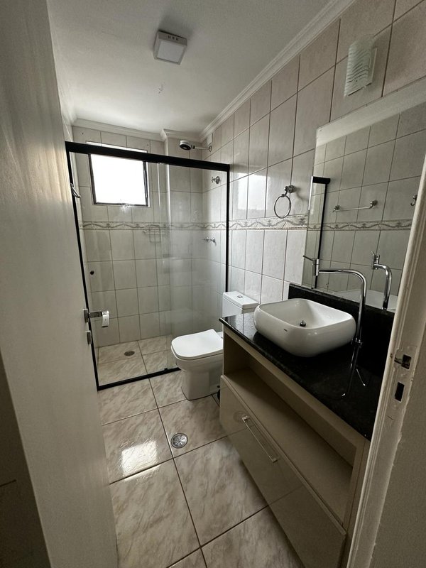 Apartamento à venda com 03 dormitórios, 02 banheiros sendo 01 suíte e 01 vaga de garagem Rua Vergueiro São Paulo - 