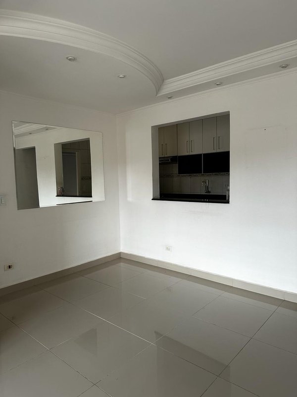 Apartamento à venda com 03 dormitórios, 02 banheiros sendo 01 suíte e 01 vaga de garagem Rua Vergueiro São Paulo - 