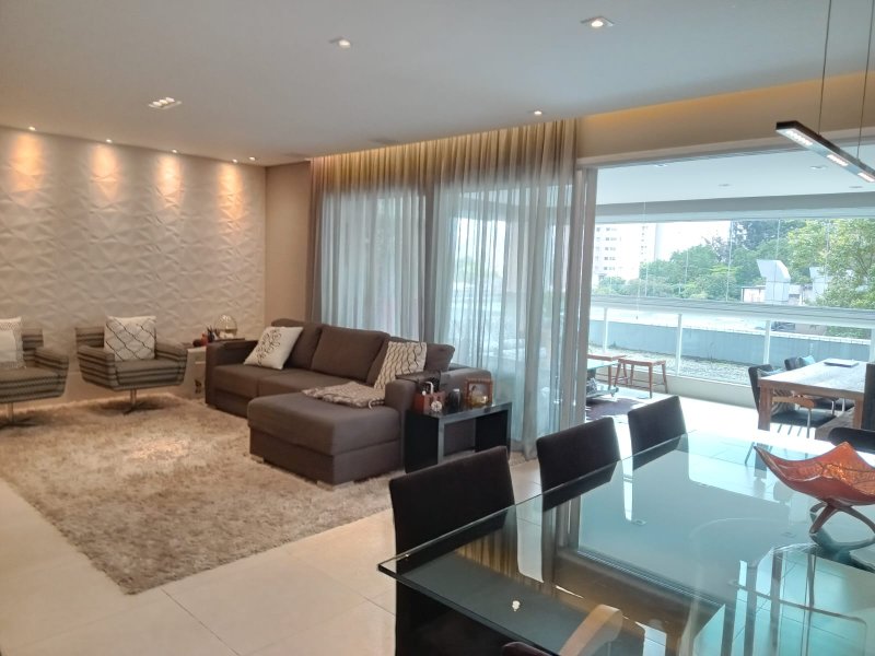 Apartamento com 190 m² - 3 suítes, varanda gourmet - Vila Romana Rua Marco Aurélio São Paulo - 