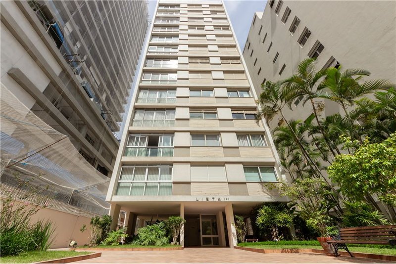 Apartamento no Itaim Bibi com 3 suítes 198m² Urimonduba São Paulo - 