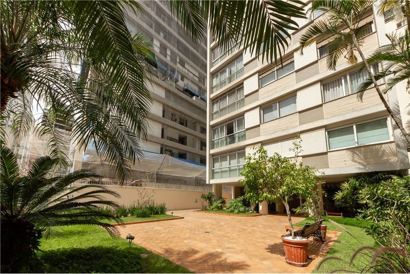 Apartamento no Itaim Bibi com 3 suítes 198m² Urimonduba São Paulo - 