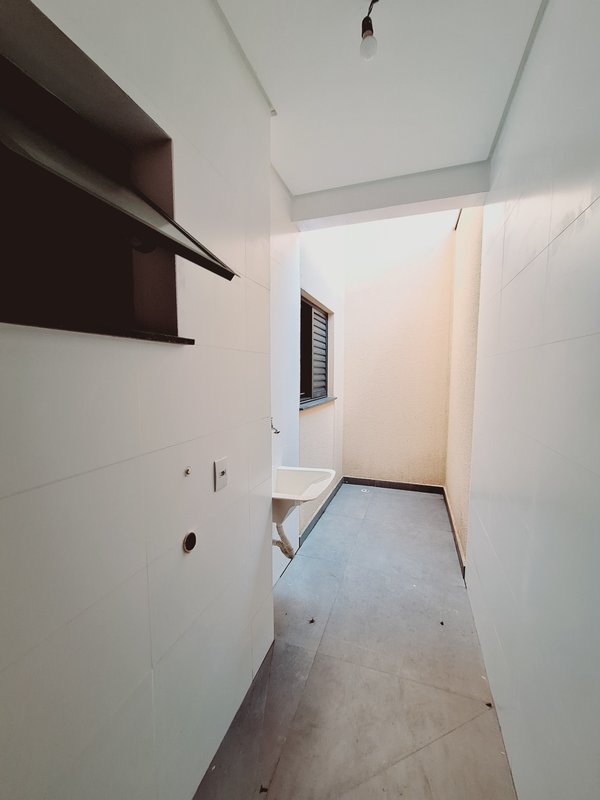 Apartamento à venda pronto para morar com 2 dormitórios em Arthur Alvim! Rua Maciel Monteiro São Paulo - Unidade 3 - 1° subsolo