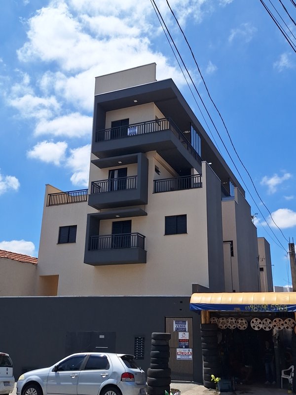 Apartamento à venda pronto para morar com 2 dormitórios em Arthur Alvim! Rua Maciel Monteiro São Paulo - Fachada