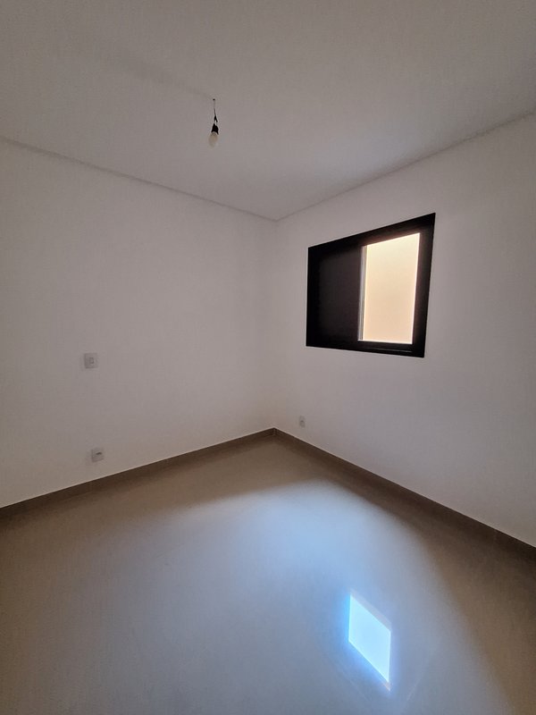 Apartamento à venda pronto para morar com 2 dormitórios em Arthur Alvim! Rua Maciel Monteiro São Paulo - Unidade 3 - 1° subsolo