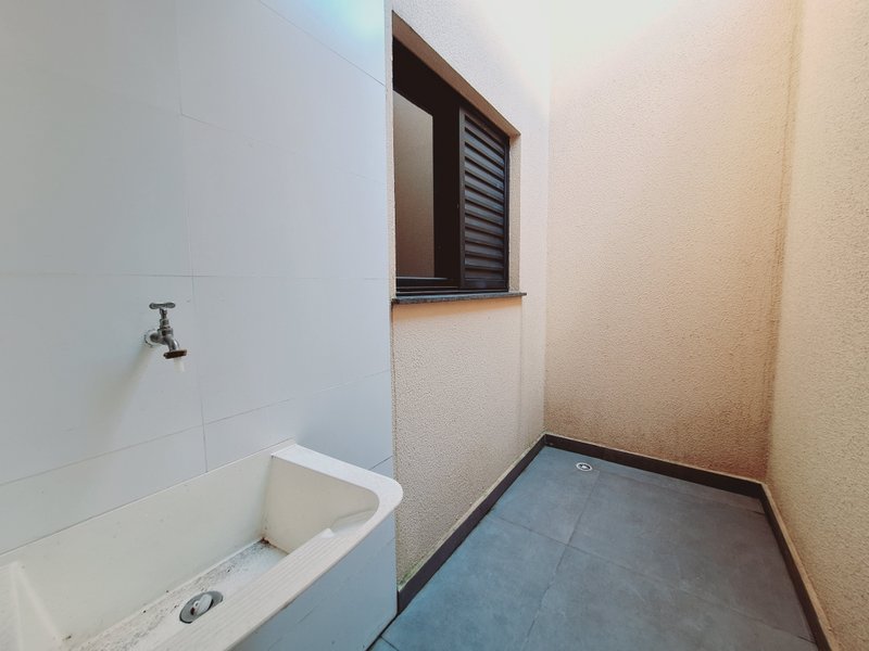 Apartamento à venda pronto para morar com 2 dormitórios em Arthur Alvim! Rua Maciel Monteiro São Paulo - Unidade 3 - 1° subsolo