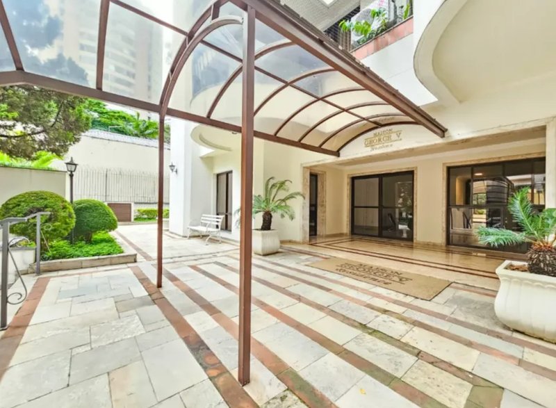 ALUGA OU VENDE COBERTURA 187m2 - ALTO PADRÃO - MOEMA SP Avenida Jurema São Paulo - 