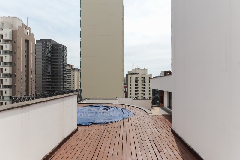 ALUGA OU VENDE COBERTURA 187m2 - ALTO PADRÃO - MOEMA SP Avenida Jurema São Paulo - 