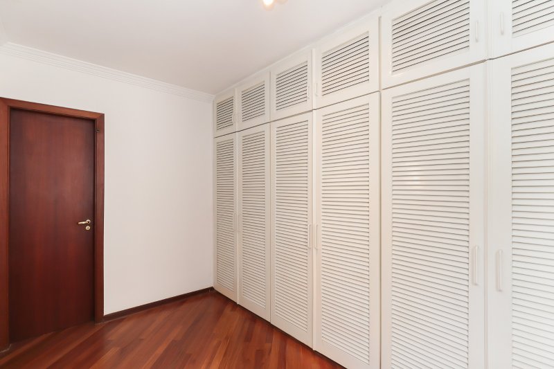 ALUGA OU VENDE COBERTURA 187m2 - ALTO PADRÃO - MOEMA SP Avenida Jurema São Paulo - 