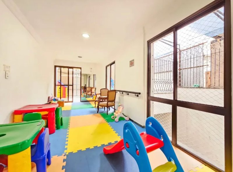 ALUGA OU VENDE COBERTURA 187m2 - ALTO PADRÃO - MOEMA SP Avenida Jurema São Paulo - 