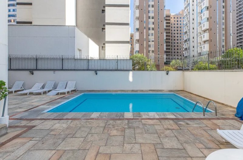 ALUGA OU VENDE COBERTURA 187m2 - ALTO PADRÃO - MOEMA SP Avenida Jurema São Paulo - 