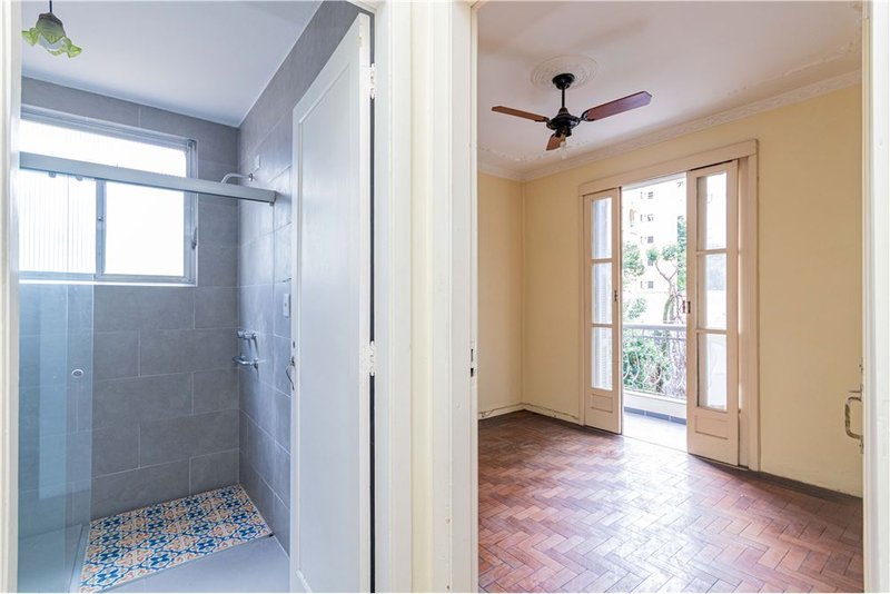 Apartamento de 133m² com 3 dormitórios na Av. Des. André da Rocha Desembargador André da Rocha Porto Alegre - 