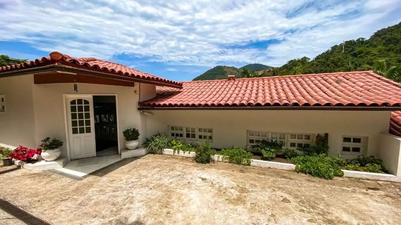 Casa com 5 quartos, 700 m², à venda por R$ 4.990.000- Portogalo - Angra dos Reis/RJ Condomínio Portogalo Angra dos Reis - 