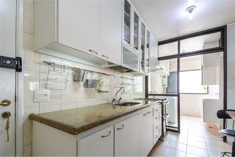 Apartamento no Panamby com 98m² Alcantarilla São Paulo - 