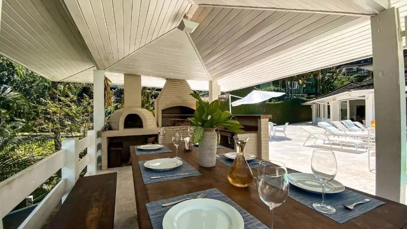 Casa com 9 dormitórios à venda,1400 m² por R$ 8.990.000,00 - Portogalo - Angra dos Reis/RJ Condomínio Portogalo Angra dos Reis - 