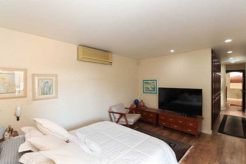 VENDA LINDA CASA – ALTO DA BOA VISTA – RUA SEM SAÍDA - Praça Antônio Guariglia Rua Alberto Hodge São Paulo - 