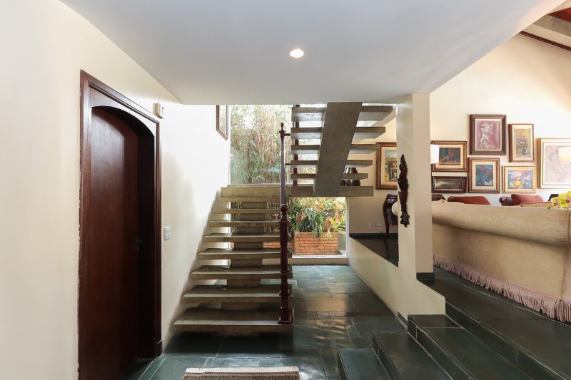 VENDA LINDA CASA – ALTO DA BOA VISTA – RUA SEM SAÍDA - Praça Antônio Guariglia Rua Alberto Hodge São Paulo - 