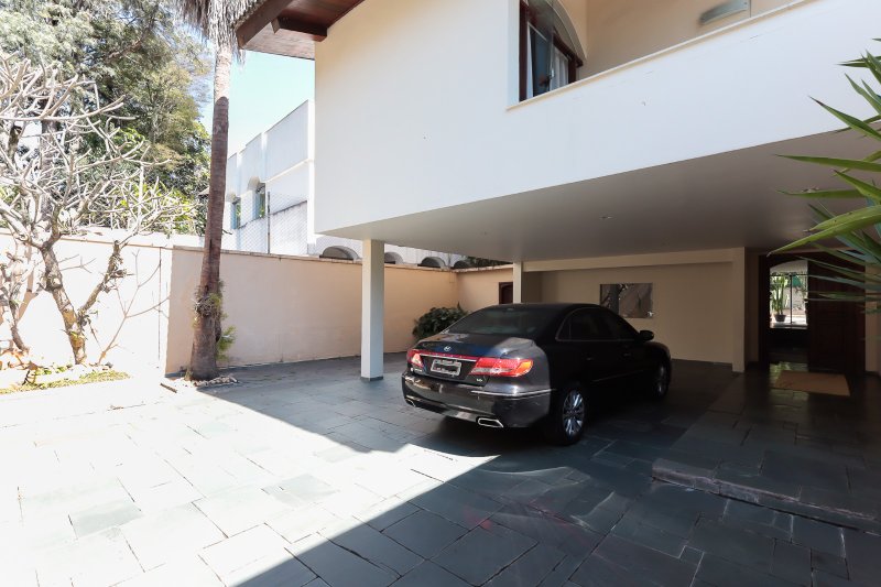 VENDA LINDA CASA – ALTO DA BOA VISTA – RUA SEM SAÍDA - Praça Antônio Guariglia Rua Alberto Hodge São Paulo - 