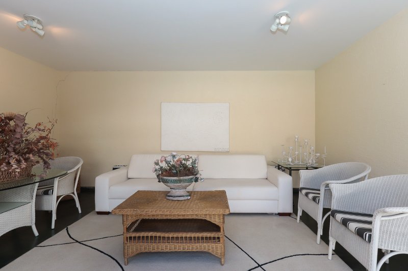 VENDA LINDA CASA – ALTO DA BOA VISTA – RUA SEM SAÍDA - Praça Antônio Guariglia Rua Alberto Hodge São Paulo - 