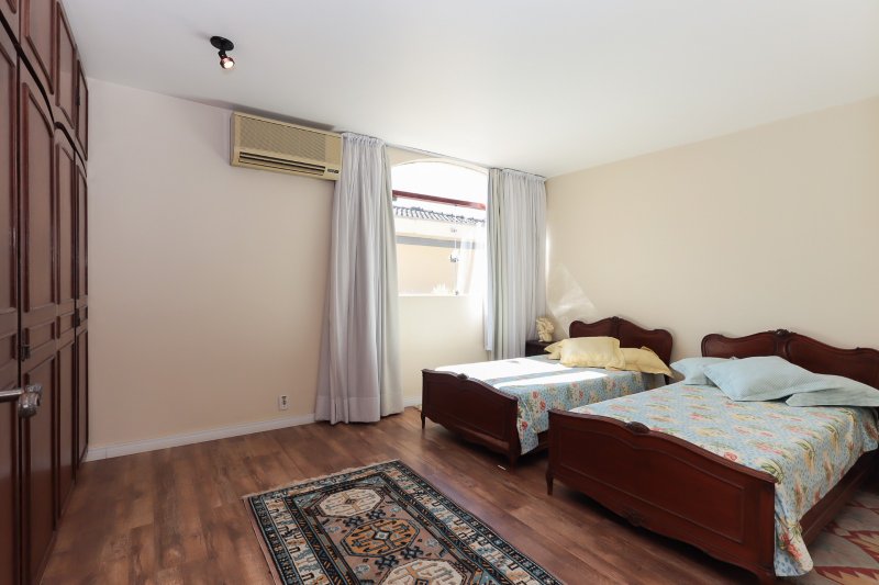 VENDA LINDA CASA – ALTO DA BOA VISTA – RUA SEM SAÍDA - Praça Antônio Guariglia Rua Alberto Hodge São Paulo - 