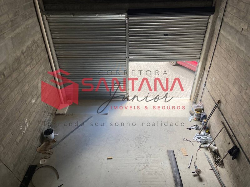 Galpão com mezanino em Lauro de Freitas  (INDISPONÍVEL) Rua Itajú do Colônia Lauro de Freitas - 
