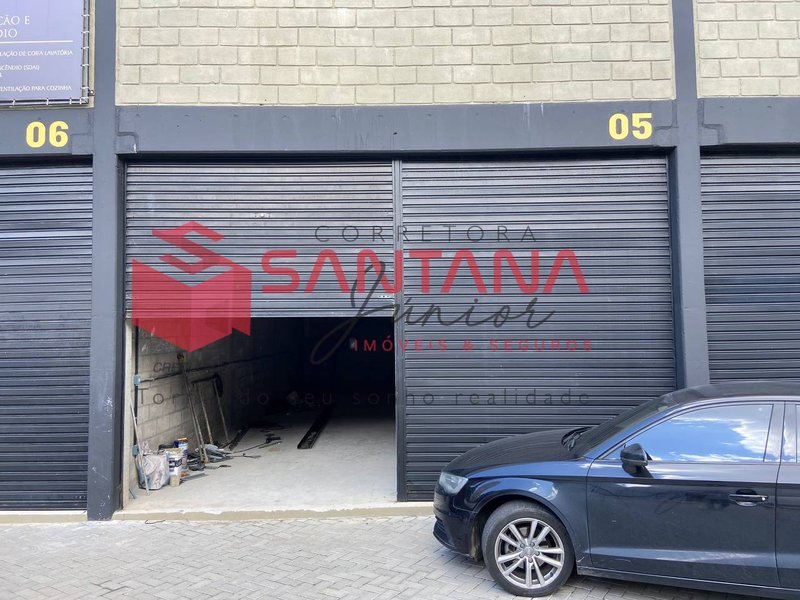 Galpão com mezanino em Lauro de Freitas  (INDISPONÍVEL) Rua Itajú do Colônia Lauro de Freitas - 