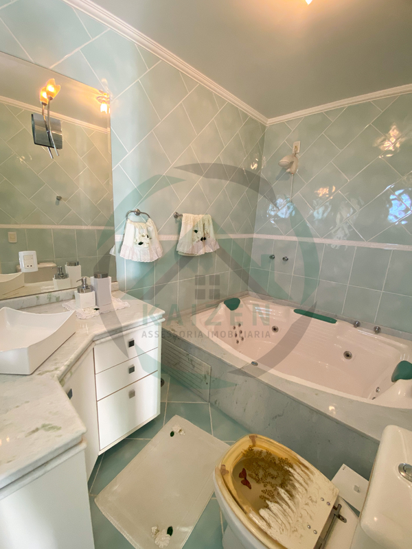 Casa com edícula e piscina á 3 min da Av Baltazar De Oliveira Garcia Rua Santo Expedito Porto Alegre - 