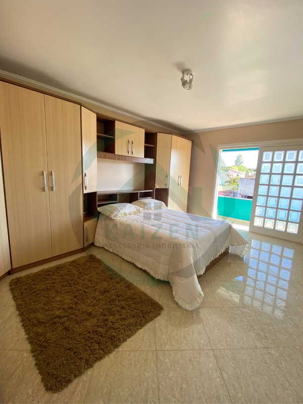 Casa com edícula e piscina á 3 min da Av Baltazar De Oliveira Garcia Rua Santo Expedito Porto Alegre - 
