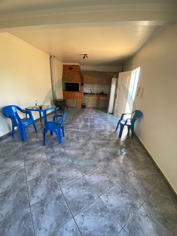 Casa com edícula e piscina á 3 min da Av Baltazar De Oliveira Garcia Rua Santo Expedito Porto Alegre - 