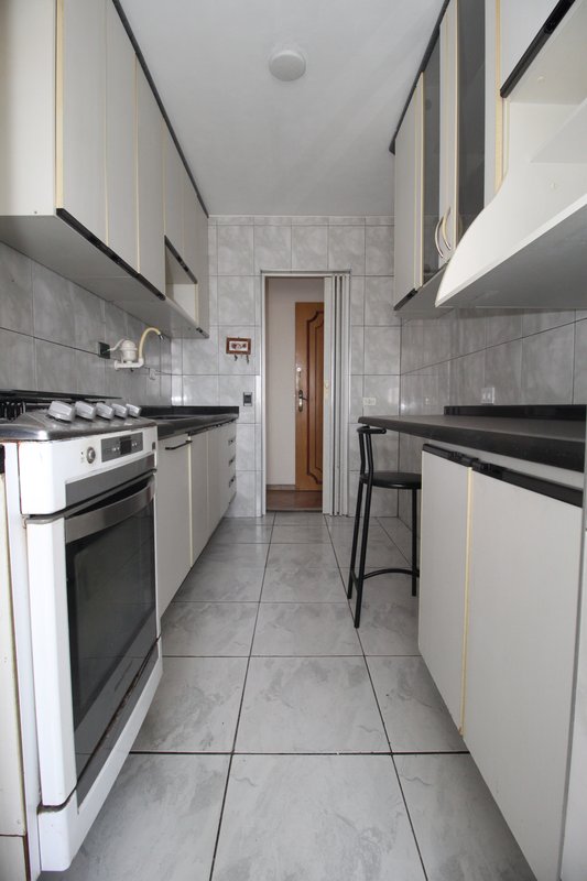 Apartamento à venda com 74m², 3 dormitórios, 02 banheiros e 01 vaga de garagem Rua Vergueiro São Paulo - 