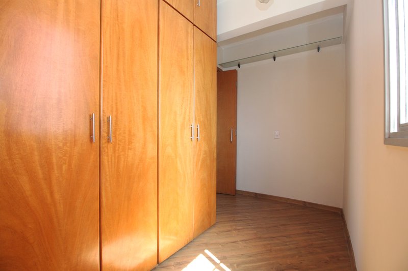 Apartamento à venda com 74m², 3 dormitórios, 02 banheiros e 01 vaga de garagem Rua Vergueiro São Paulo - 