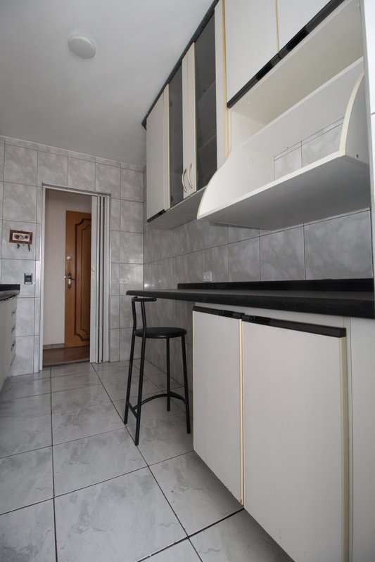 Apartamento à venda com 74m², 3 dormitórios, 02 banheiros e 01 vaga de garagem Rua Vergueiro São Paulo - 