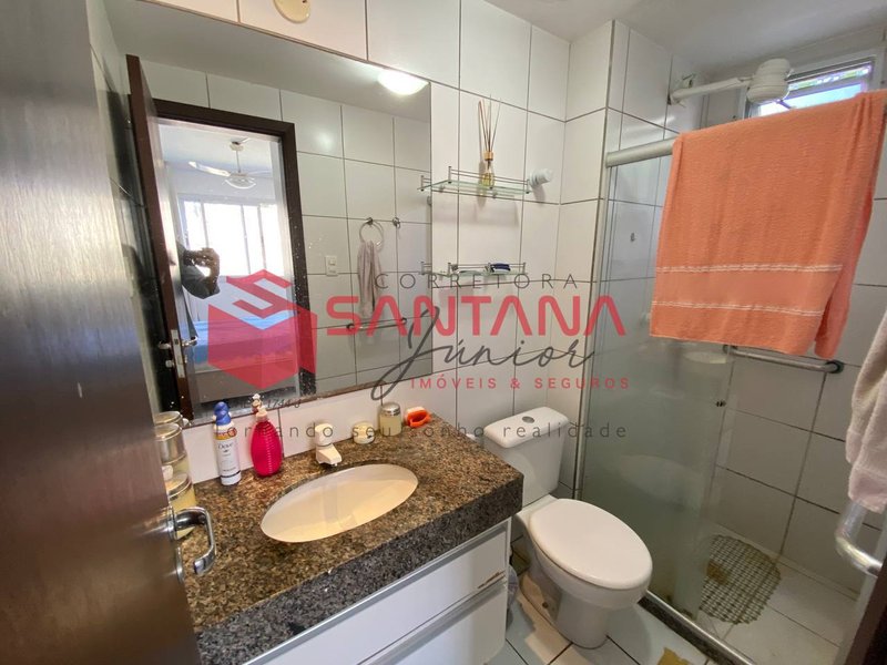 Apartamento 2/4 sendo 1 suite em Buraquinho  (INDISPONÍVEL) Rua Marta Maria de Jesus Lauro de Freitas - 